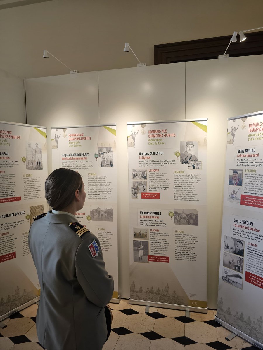 JosianeGaude's tweet photo. Ce soir à la mairie du 7 ème 
Vernissage de la très belle exposition consacrée aux Champions sportifs décorés de la Croix de guerre portée par l' association nationale des croix de guerre et de la valeur militaire .
Bravo aux organisateurs et partenaires de cette exposition ! https://t.co/dtJELCi6sT