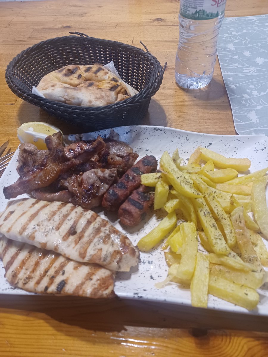 The Pie Mash and Liquor Crawl tweet media