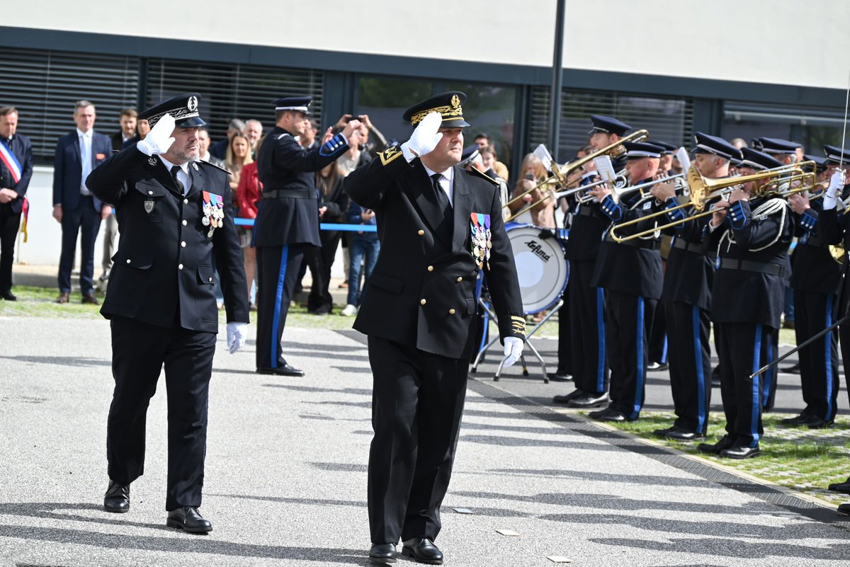 Image de Préfet des Yvelines : #Hommage | Ce matin, le préfet des Yvelines a présidé la cérémonie d’hommage aux policiers morts pou