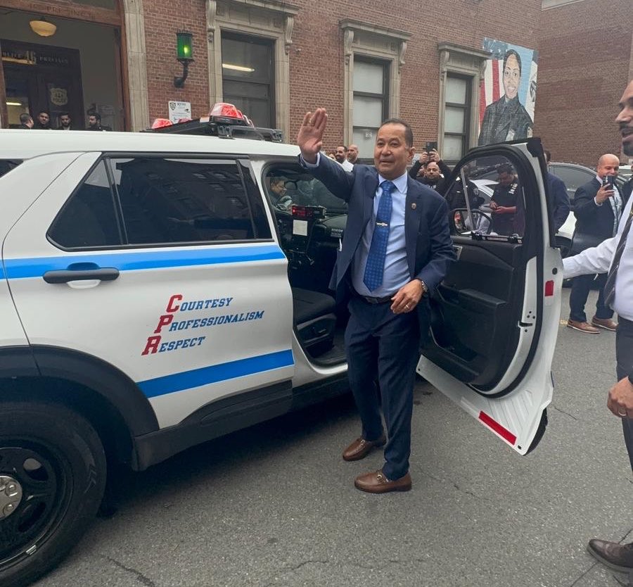 NYCPDDEA's tweet photo. Congratulations to Detective Daniel Tilman of the 46 Precinct Squad on his retirement after 26 years of dedicated service. Wishing him health and happiness in his next chapter. Bronx Trustee Carlos Lozada proudly presented a plaque on behalf of the union. The DEA salutes you, Detective!