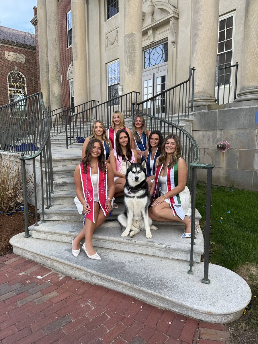 JonathanHusky_'s tweet photo. Huskies forever 💙 https://t.co/uSKWv5JmTx