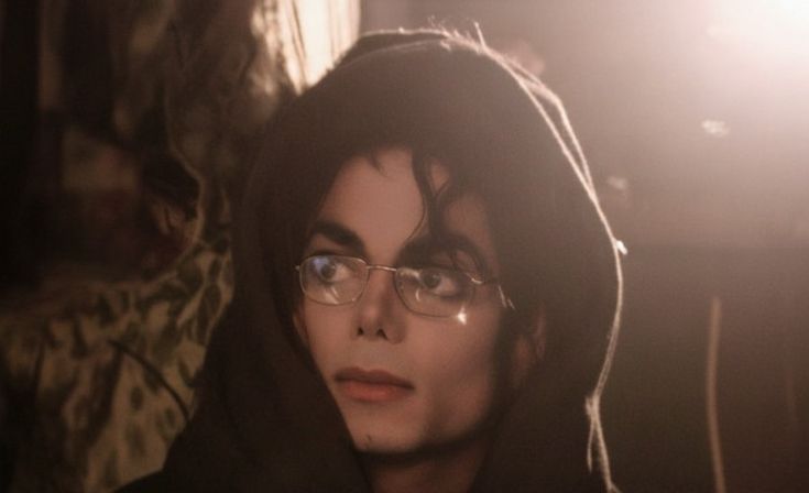 bunda do michael jackson tweet media
