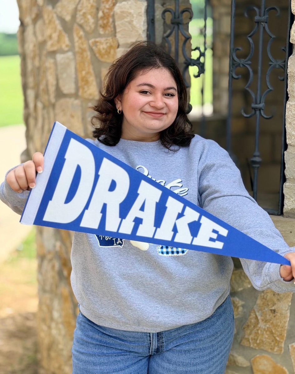 Drake University tweet media