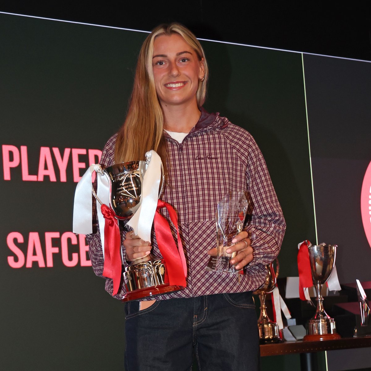 SAFCWomen's tweet photo. 🏆 Jessica Brown has been voted Fans' Player of the Year, and Katy Watson was named Young Player of the Year at tonight's awards evening held in Quinn's Bar at the Stadium of Light. 

Congratulations, Jecca and Katy! 👏 https://t.co/lP2x24wGsc