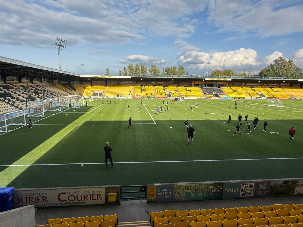 Livingston FC Academy tweet media