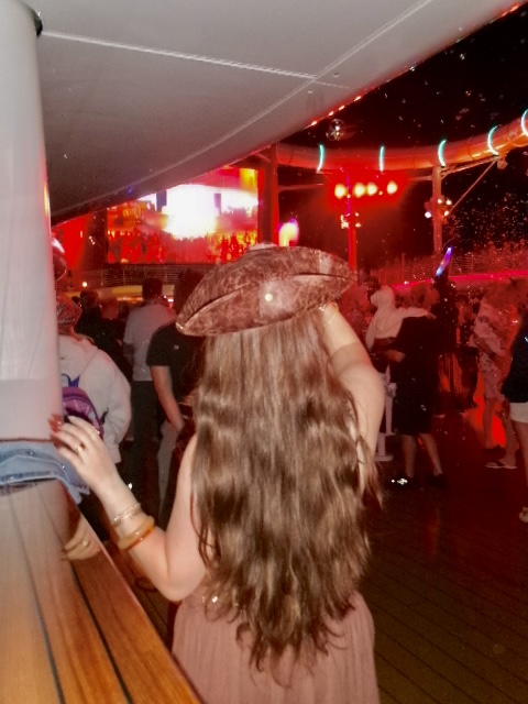 _nerfherder7's tweet photo. “Can someone get this big walking carpet out of my way” 🏴☠️💫
Pirates Night on the @DisneyCruise only means one thing- @starwars x Pirates 🌟
#starwars #disney #disneycruiseline #starwarsstyle #piratesnight https://t.co/CCumcqmPpy