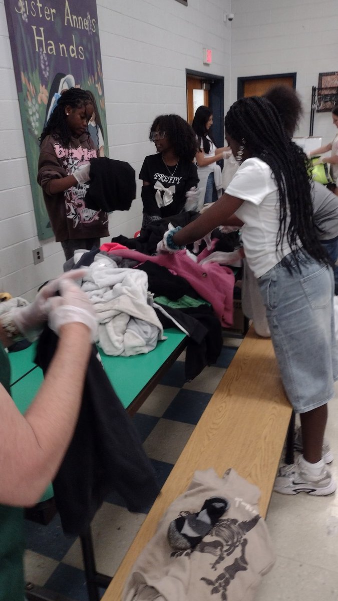 EB Morse Elementary tweet media