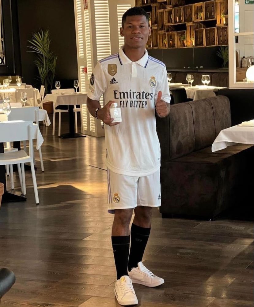 Tchouaméni saliendo del entrenamiento del Real Madrid hoy