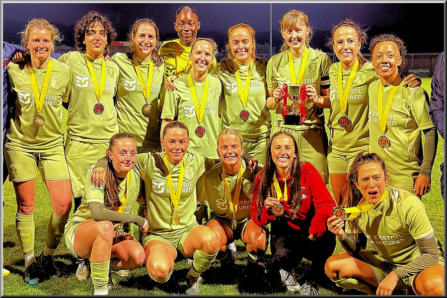 Fans group of Leyton Orient Women's Teams tweet media