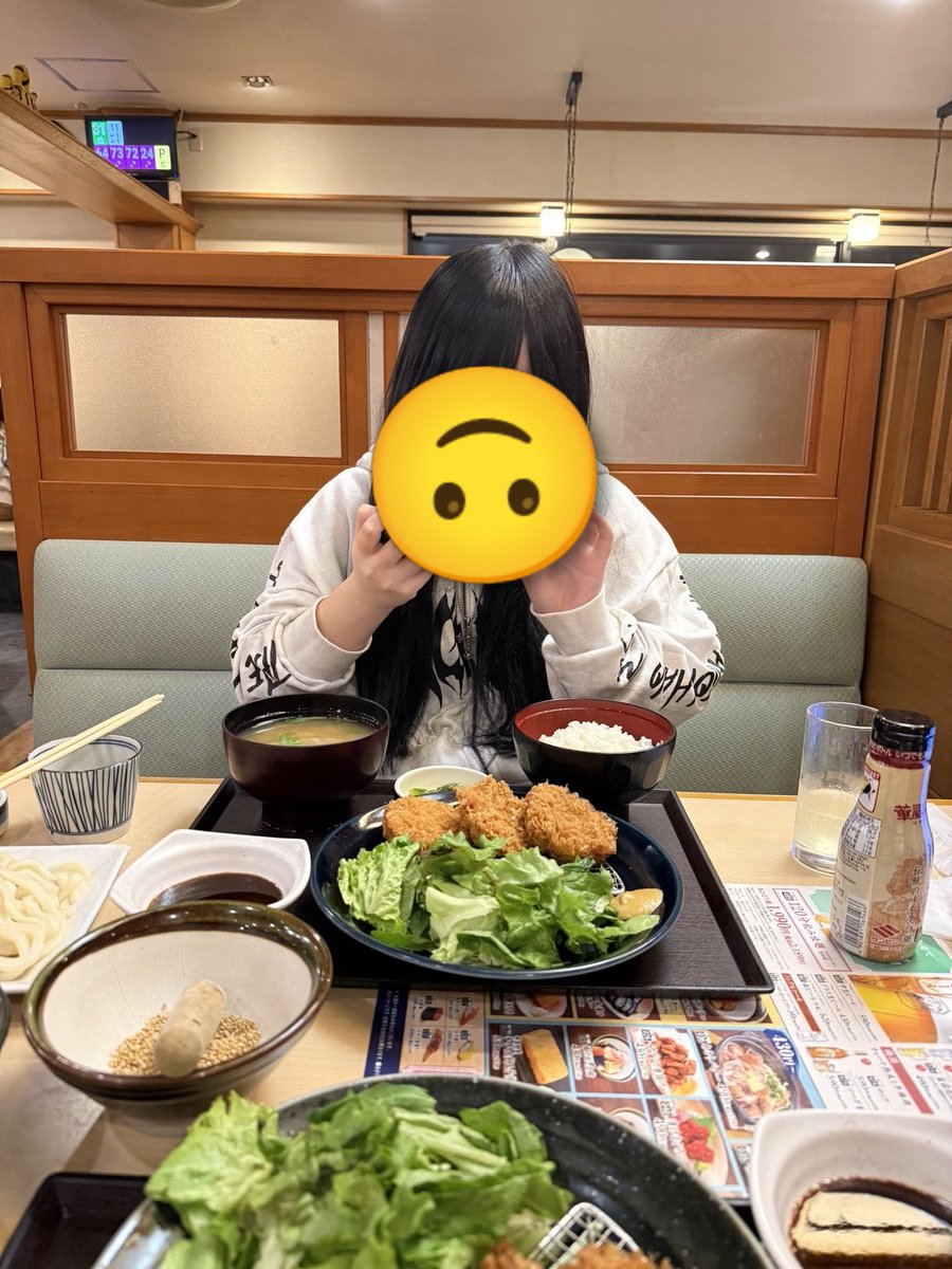 めっちゃよく食べる🤤
同棲2ヶ月目だけど週1は外食✋
俺も料理するけど、彼女もなかなかに上手い😋
 #華屋与兵衛