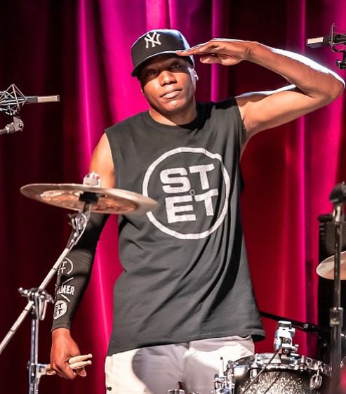 TommyBoyRecords's tweet photo. Wishing a very Happy Birthday to Stetsasonic drummer Bobby Simmons @bsbvbk 🎂 https://t.co/e210YZug5y