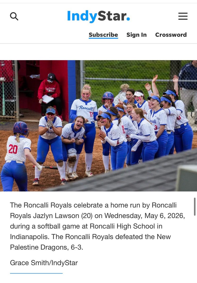 JazlynL20's tweet photo. 1st home run for my high school season. https://t.co/Nss8nMHDDd
