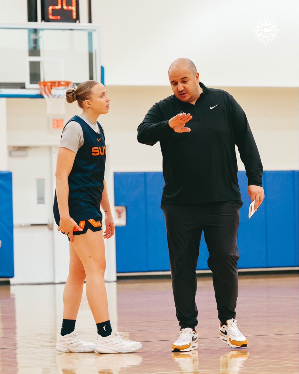 Connecticut Sun tweet media