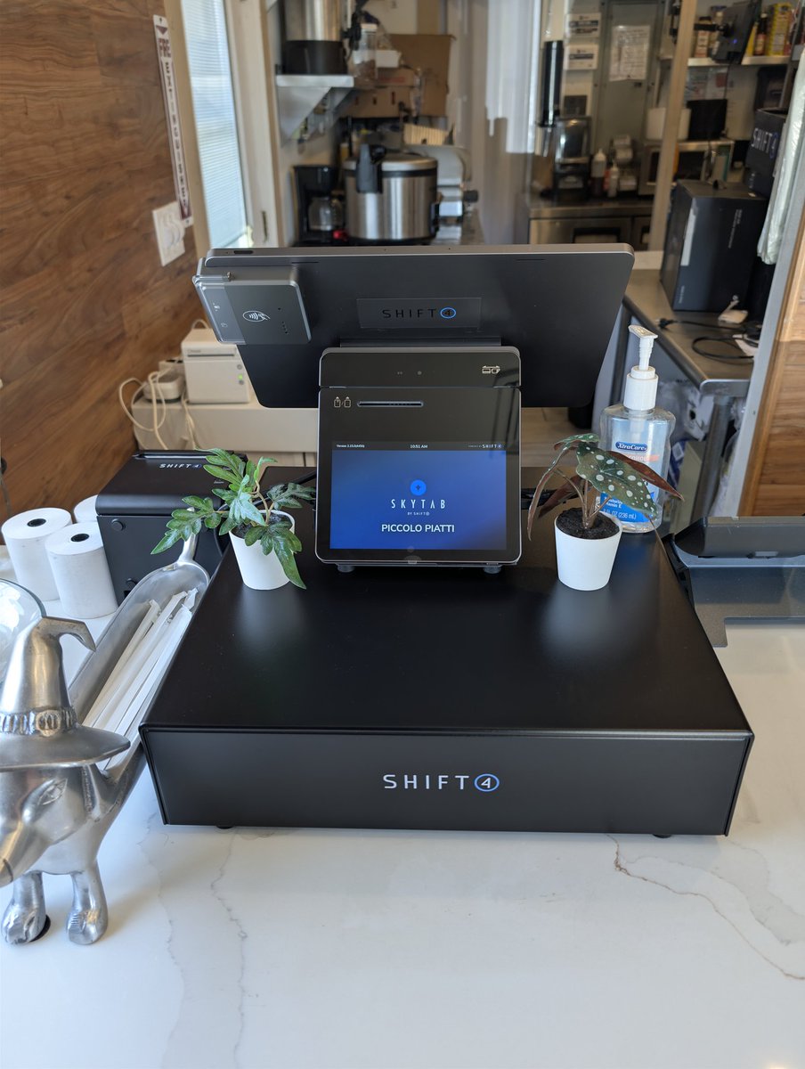 Shift4_Kyle's tweet photo. Piccolo Piatti in Salem, MA has now left 🍞 for @SkyTabPOS by @Shift4 . W/ a kitchen display for their orders &amp; a customer facing display unit for customers to handle the credit card transaction. They are going to fly through orders, both taking them &amp; making them #Shift4 #SkyTab https://t.co/0Fk2WGGCFR