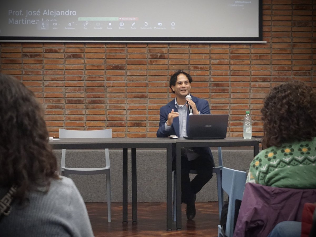 progresaudelar's tweet photo. [Charla] La escritura argumentativa en la formación universitaria.

A cargo José Alejandro Martínez-Lara, profesor e investigador de la Universidad Adolfo Ibáñez.

📍 Campus Universitario Luisi Janicki https://t.co/FaOu0b18Tj