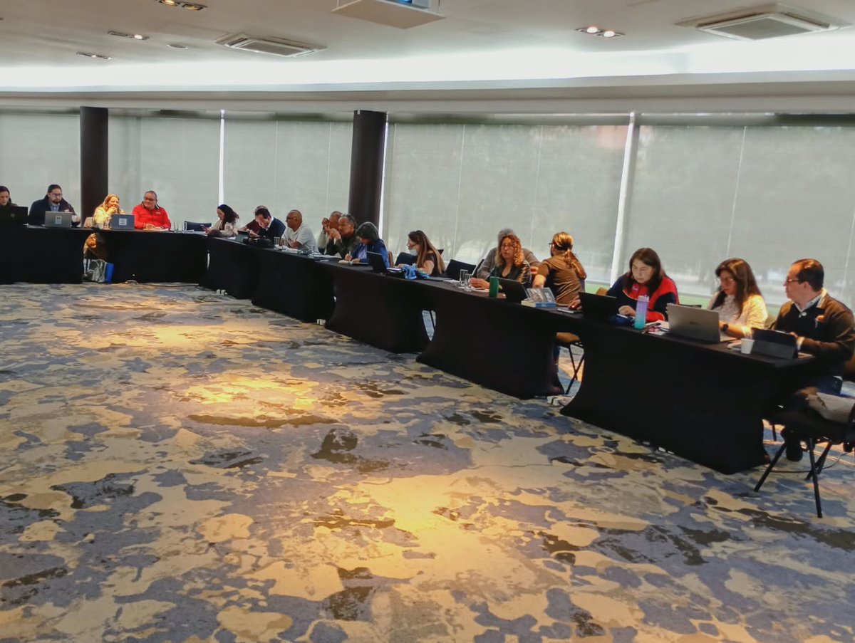 Sindodic's tweet photo. Primera sesión de negociación, sectorial educación del Distrito Capital.  SINDODIC presente como negociadores de la CUT Bogotá Cundinamarca @SINDODIC @CUTBTACMARCA https://t.co/rQzepXqgef