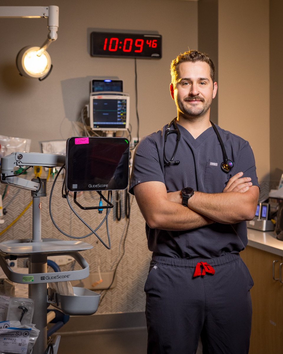 unrmed's tweet photo. Drawn to the human and high-pressure sides of medicine, Cameron Shonnard found his calling in emergency medicine. Following in the footsteps of his uncle, cousin and father — all @unrmed alumni — he thrives on problem-solving, teamwork and fast-paced care.
https://t.co/7OOmhVp7hF https://t.co/IfsszKVTYM