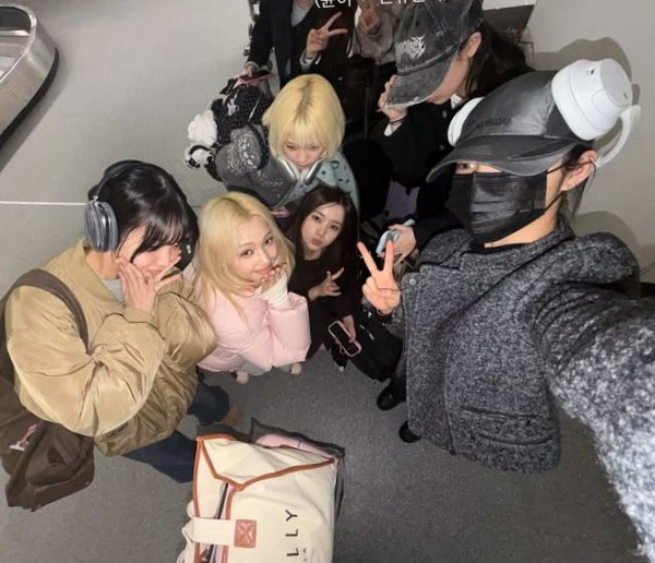 foruniss's tweet photo. UNIS really brings back that old K-pop magic I used to miss. “Spring Rain” gaining attention feels like proof that genuine talent always shines through. I just hope F&amp;F realizes their potential and extends their time together. Their comebacks never disappoint. #unis https://t.co/rbPYXpv69y