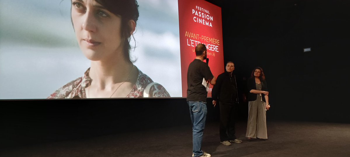 Discussion animée  par Xavier Affre avec la réalisatrice Gaya Jiji et le comédien Alexis Manenti après la diffusion du film L'ÉTRANGÈRE à Ajaccio ce jeudi 7 mai 2026.
#FestivalPassionCinema #Ajaccio #LEtrangère <a href="/TandemTM/">TANDEM</a>