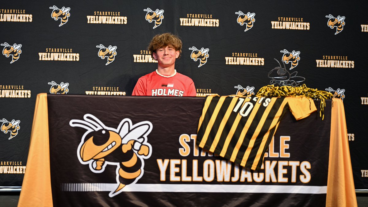 Jacket Athletics tweet media