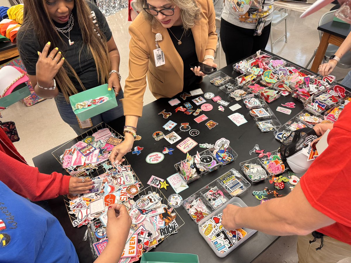 Red Elementary STEM Magnet School tweet media
