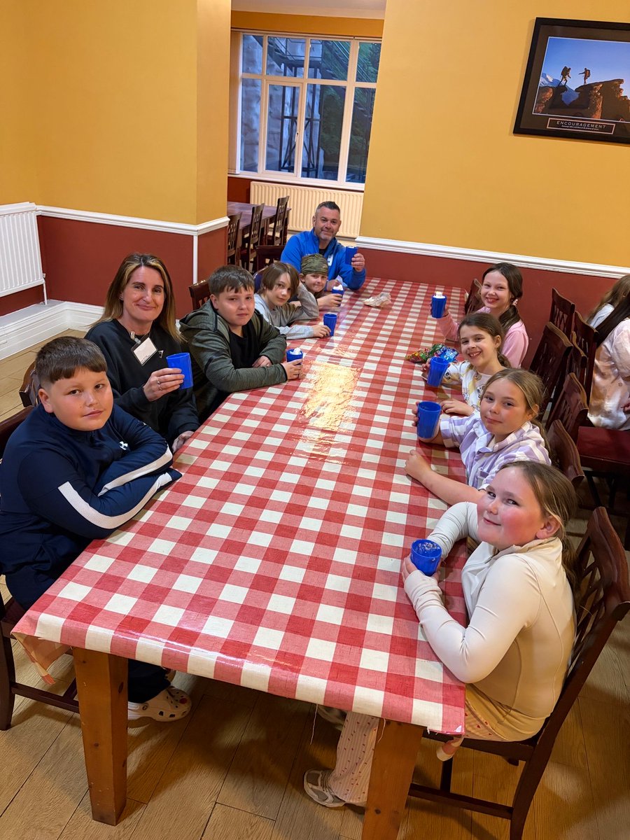 FpsMrjohn's tweet photo. End to a lovely day at Abernant Lake. A nightcap of hot chocolate and whipped cream. @fcwpa @ManorAdventure https://t.co/Gb5iAD2T39