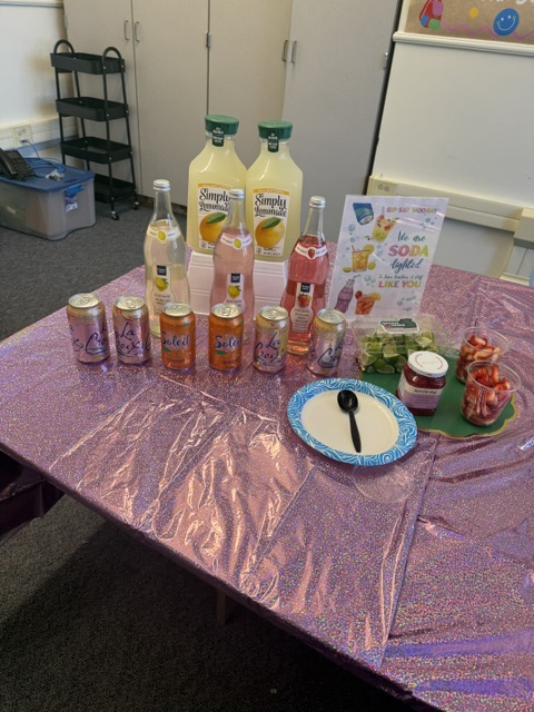 CELCcubs's tweet photo. We SODA-lighted! To have teachers and staff like you! Thank you PAC team for our CUBtastic drink station. @monroviaschools https://t.co/vkFpx4X9m0