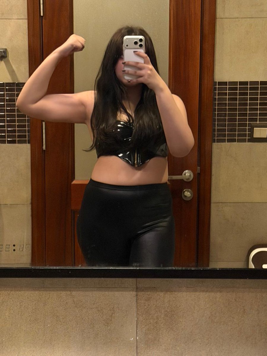 Dominatrix Rabika tweet media