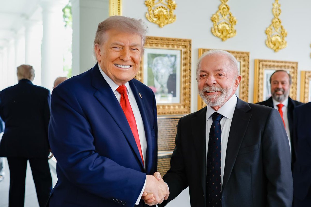 Lula tweet media