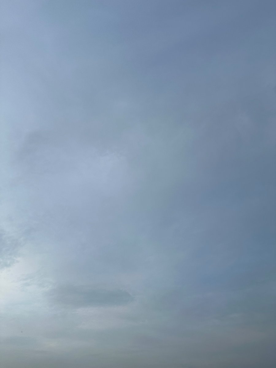 おはようございます☁️