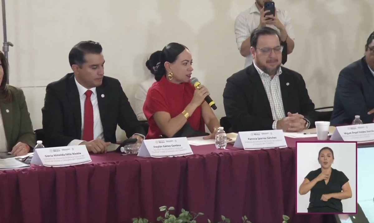 Secretaría de Educación tweet media