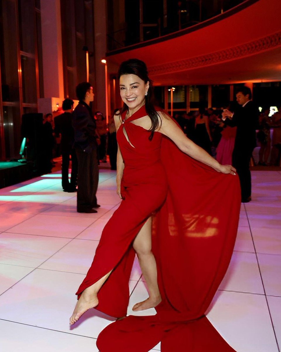 Ming-Na Wen Daily tweet media