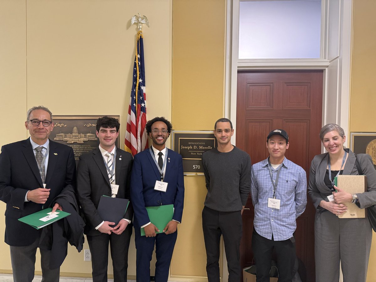 Ruhl_Lab's tweet photo. This year we went in with a strong team from University at Buffalo School of Dental Medicine @UBSDM @UB and @UofR advocating on Capitol Hill for Oral Science @NIDCR at NIH @AADOCR #FundOralHealth https://t.co/BLQIxz1jmQ