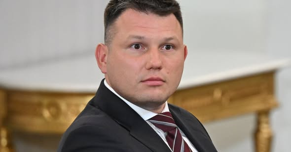 ElbietaJur18129's tweet photo. Mam nadzieję, że afera zondacrypto pociągnie konfederację w dół, juz wiemy jak bardzo konfederacja jest umoczona w tej aferze. Firmy Mentzena obsługiwały zondacrypto.
#SnaW https://t.co/J6oklk3EKs