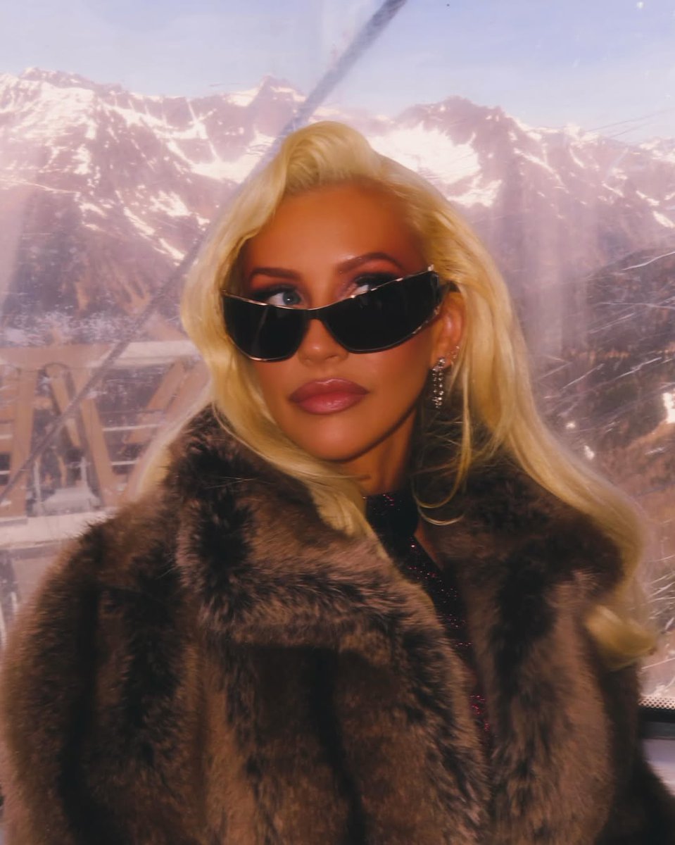 Christina Aguilera Brasil 🇧🇷 tweet media
