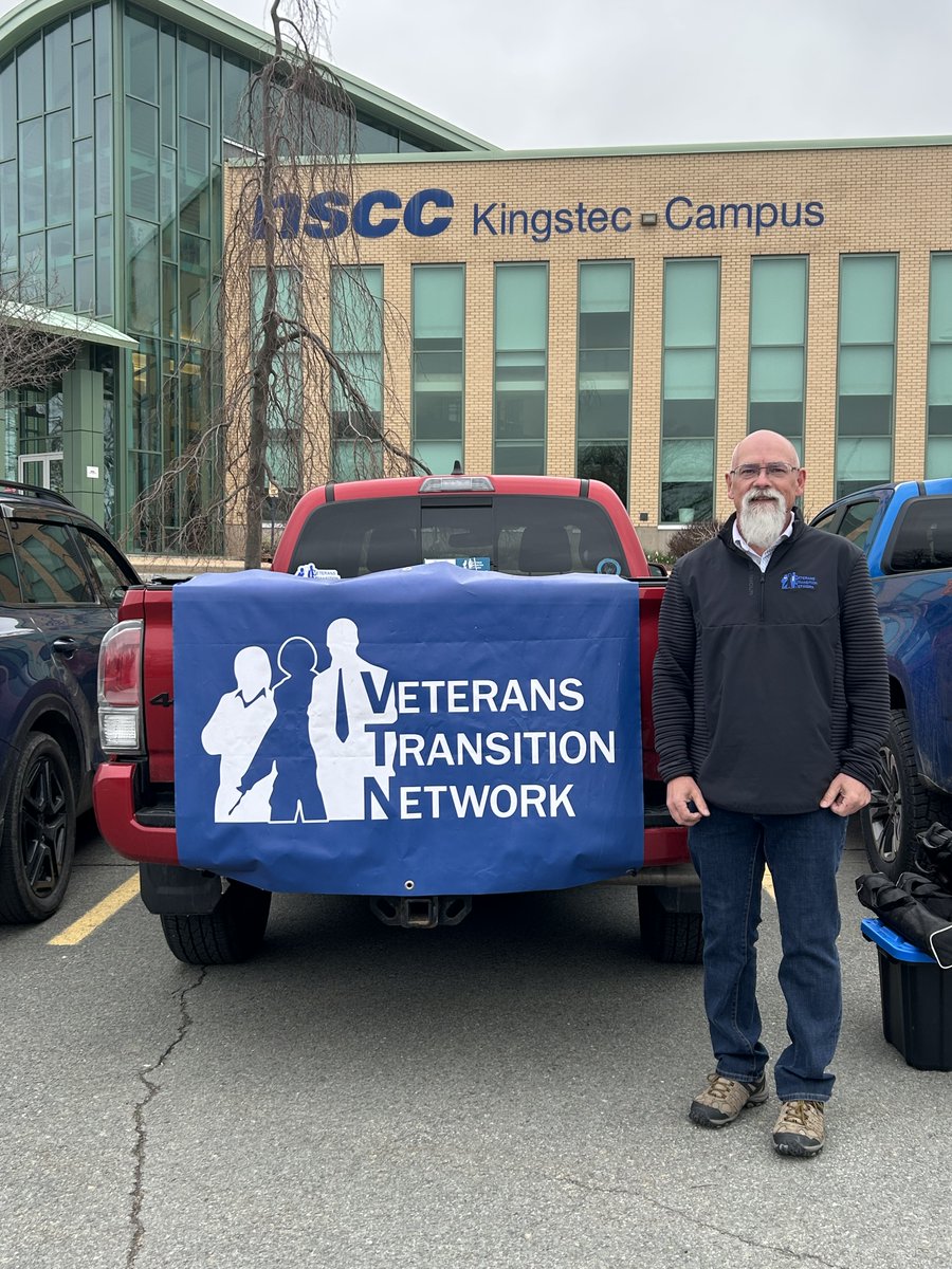 VTNCanada's tweet photo. At the Nova Scotia First Responders Symposium, we were proudly represented by Joe D’Arcy, VTN’s Atlantic Coordinator and a veteran himself.

Events like these help strengthen the connections between military, veteran, and first responder communities while fostering important conversations around mental health, peer support, healing, and access to care. At the VTN, we believe that connection and shared understanding are at the heart of recovery and growth.

Joe continues to be actively involved in supporting veterans throughout the Atlantic provinces. If you would like to learn more about VTN’s programs in the region, we encourage you to contact Joe directly at joe.darcy@vtncanada.org.

#neveralone #novascotia #veterans

Lors du Symposium des premiers répondants de la Nouvelle-Écosse, nous avons été fièrement représentés par Joe D’Arcy, coordonnateur de l’Atlantique du RTV et vétéran lui-même.

Des événements comme celui-ci permettent de renforcer les liens entre les communautés militaires, vétéranes et des premiers répondants, tout en favorisant des discussions essentielles sur la santé mentale, le soutien par les pairs, la guérison et l’accès aux soins. Au RTV, nous croyons que la connexion et la compréhension partagée sont au cœur du rétablissement et de la croissance.

Joe continue de s’impliquer activement auprès des vétérans partout dans les provinces de l'Atlantique. Si vous souhaitez en apprendre davantage sur les programmes du RTV dans la région, nous vous encourageons à communiquer directement avec Joe au joe.darcy@vtncanada.org.

#jamaisseuls #nouvelleecosse