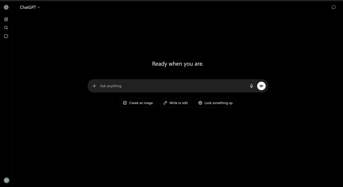 shashwatvalid's tweet photo. whoa @ChatGPTapp can we please not have pure black as the primary color in the app? this hurts my eyes https://t.co/XHuz6ZXSk5