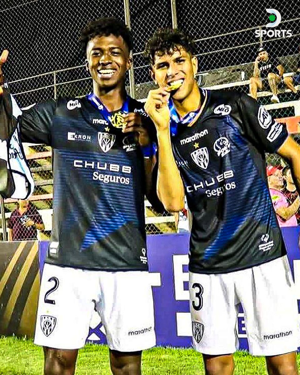 ¡DE CELEBRAR LA CONMEBOL #LIBERTADORES SUB-20 JUNTOS A ENFRENTARSE EN LA FINAL DE LA UEFA CHAMPIONS LEAGUE! 🤩🔥

🇪🇨 Piero Hincapié (Arsenal) y Willian Pacho (PSG) dejando en ALTO el nombre de Ecuador.

📷 Hincapié