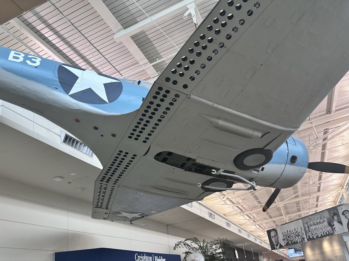 BAMA_Hound's tweet photo. @UntoldWarFacts The excellent display at MDW https://t.co/KX7MP2oiOX