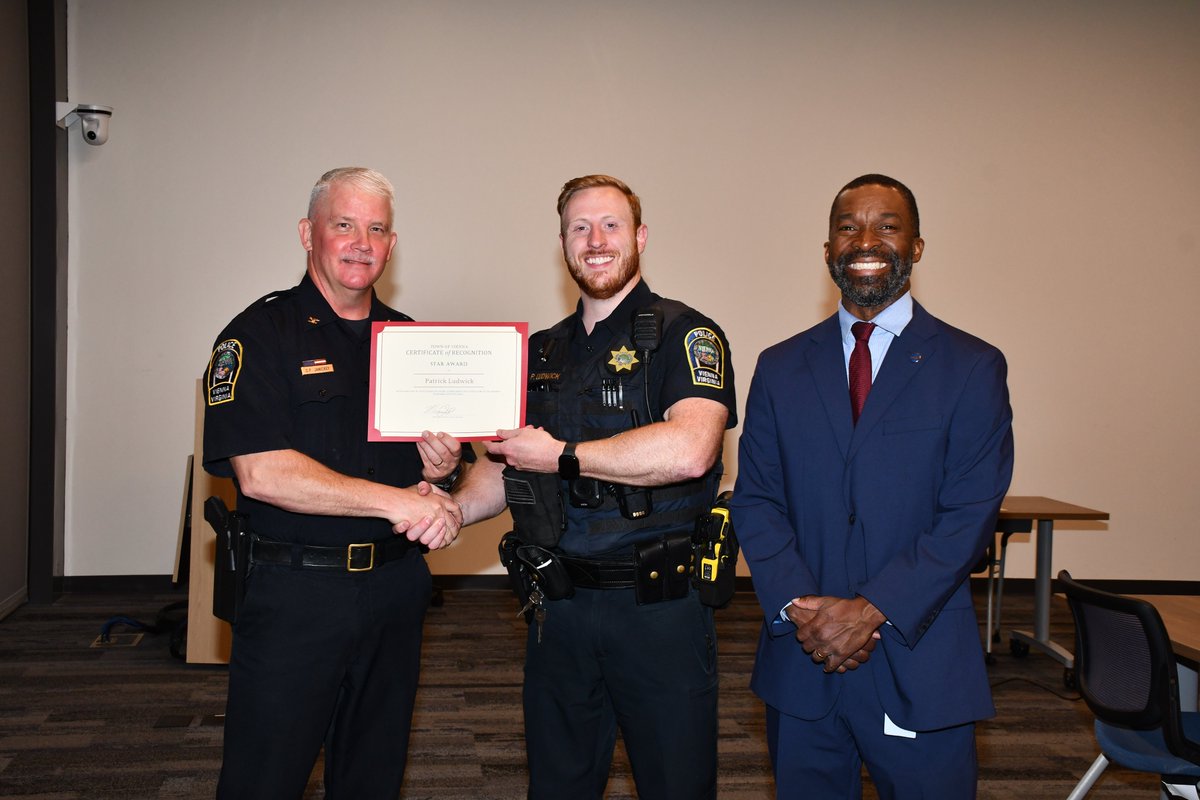 VPDVA's tweet photo. As a follow-up to our earlier post recognizing PFC Patrick Ludwick for his life-saving actions on February 1st, we are proud to share that he has now been recognized by the Town of Vienna with a STAR Award.

PFC Ludwick was honored for his response to a CPR in
progress involving an unresponsive person. Remaining
calm under pressure, he immediately began
performing CPR until rescue personnel arrived and took over care.

The award was presented by Chief Daniel Janickey and Town Manager Mercury Payton. We are extremely
proud of PFC Ludwick and his dedication to serving our community.