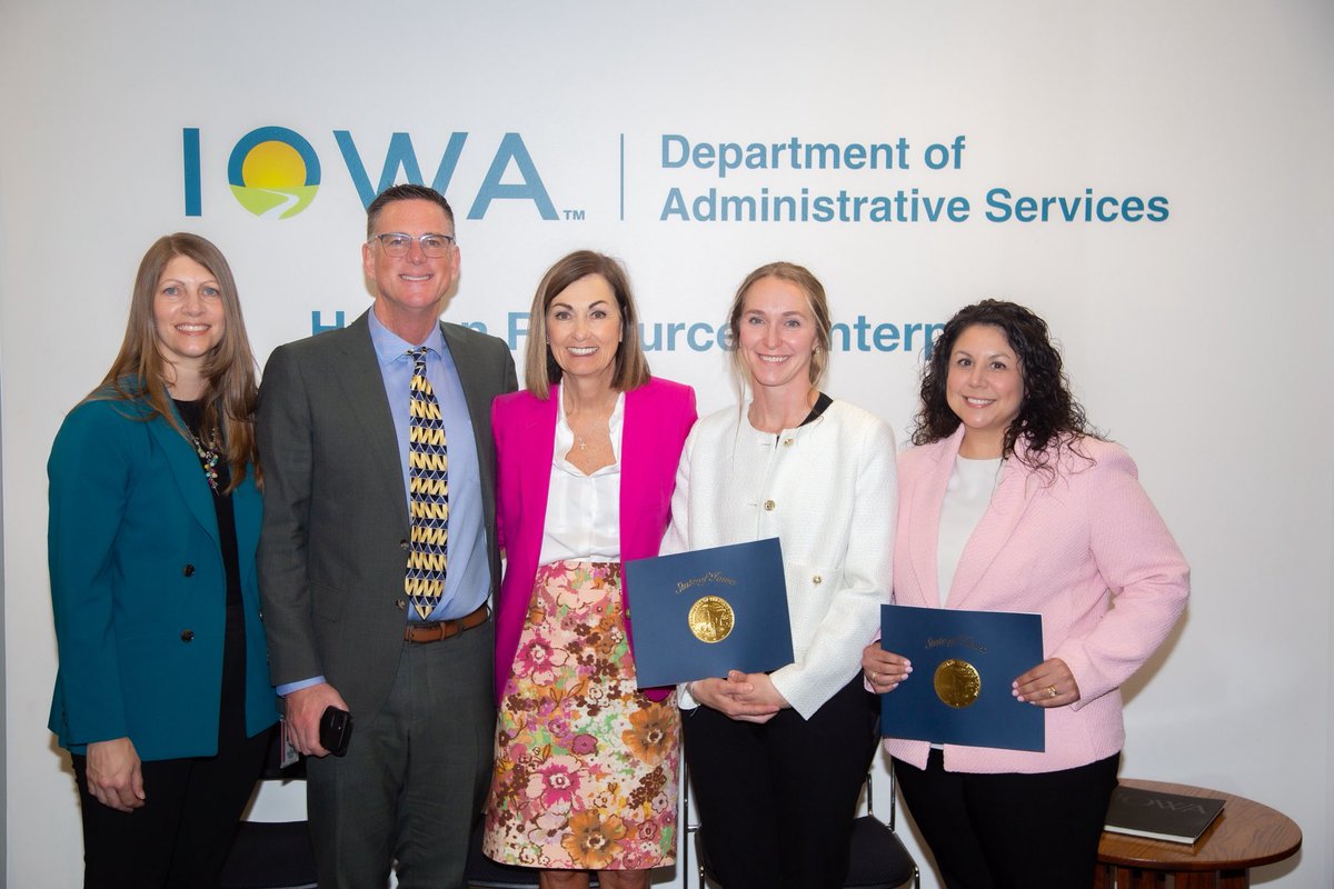 IAGovernor's tweet photo. So excited about the Department of Administrative Services’ HR initiative to modernize the state’s internship program and attract top talent to public service careers. Thank you, Laina and Tyler! #PublicServiceWeek https://t.co/onCaG2NOOc