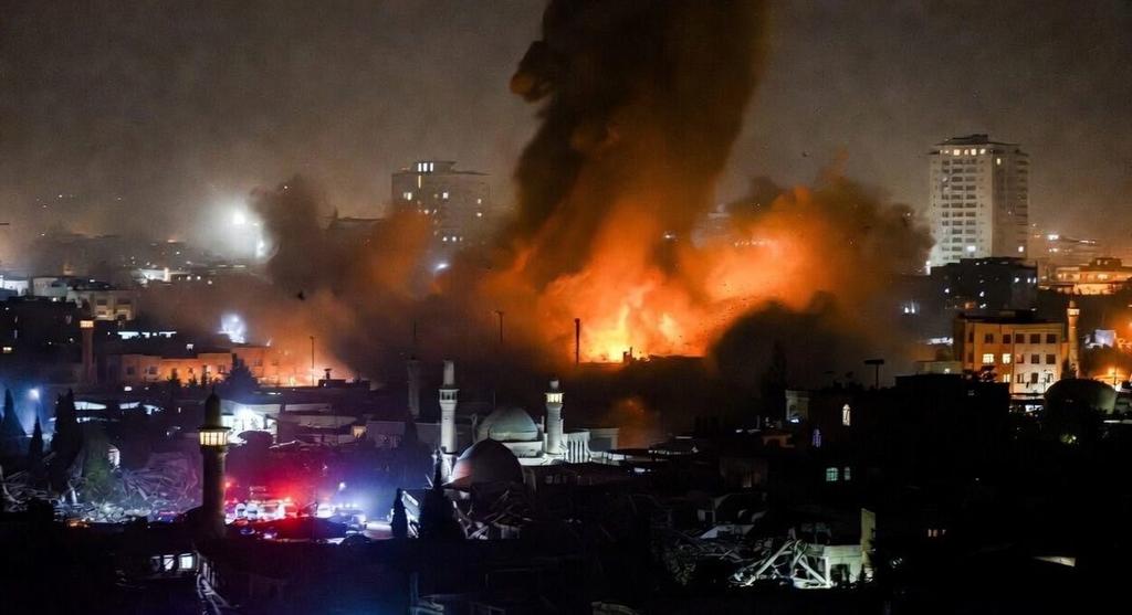 🚨🚨Arab media are reporting powerful explosions in Dubai, UAE.