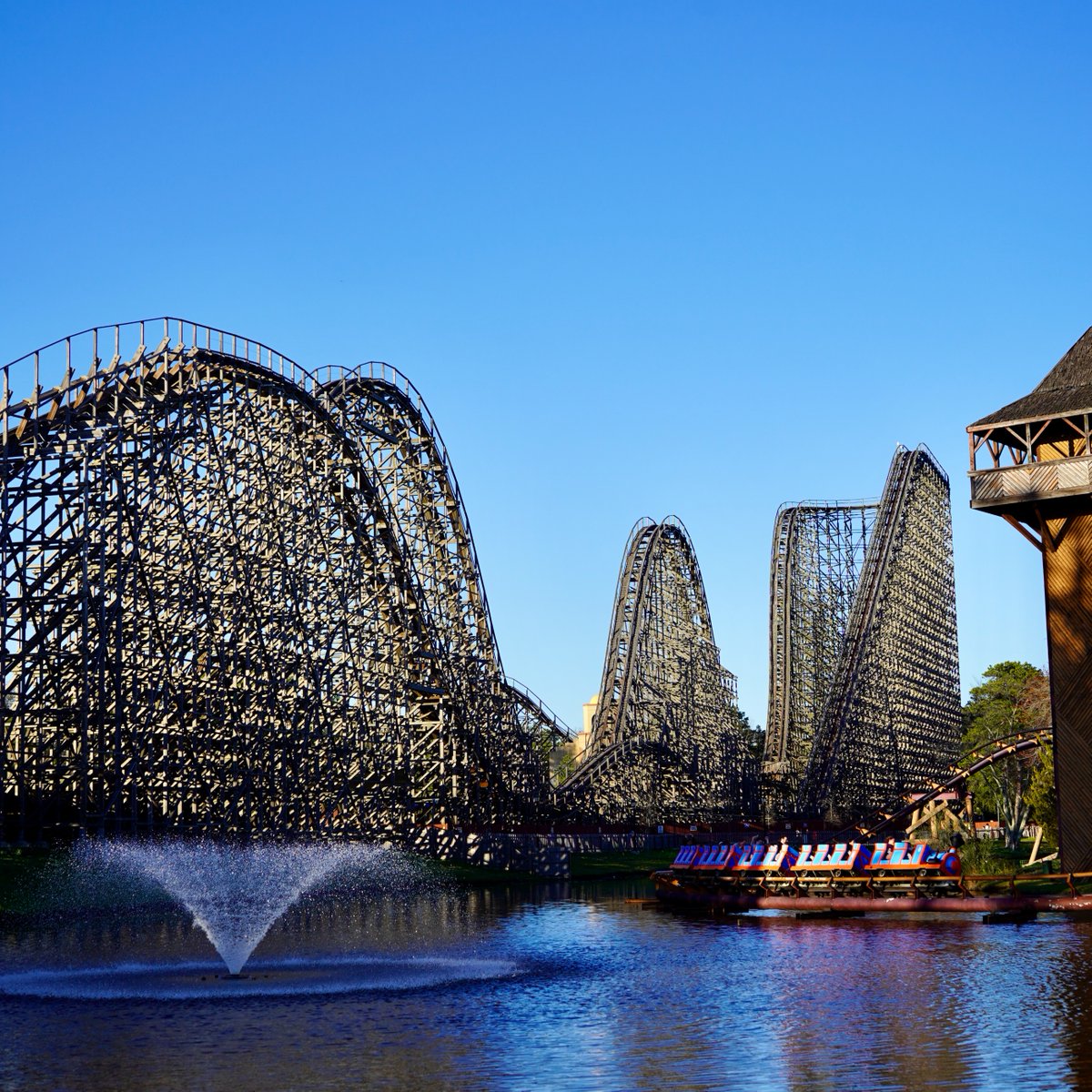 Six Flags Great Adventure tweet media
