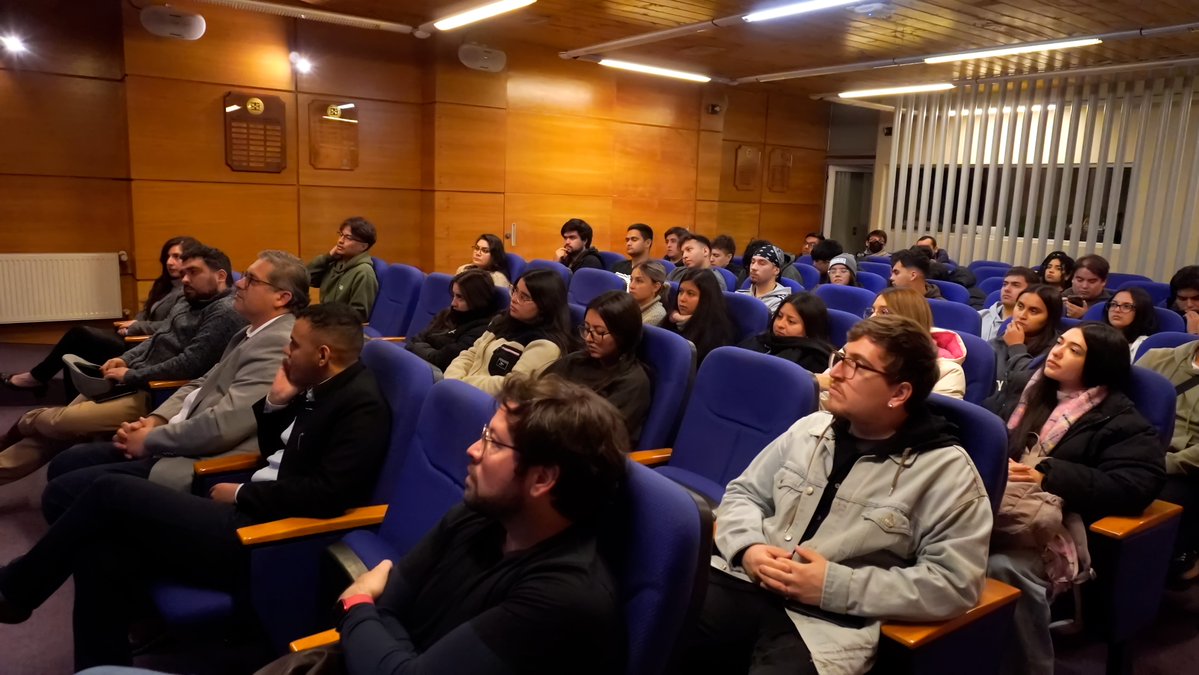 Ingeniería PUCV tweet media