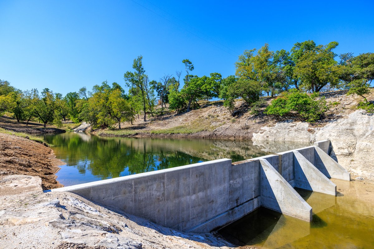 fbgrealty's tweet photo. Seller financing. Live water. 137± ac. Gillespie County.

Last tract in a private Hill Country enclave — less than 20 min from Gillespie County Airport and Ladybird Jet's new semi-private flights from Dallas and Houston.

Keely Corona | (210) 788-6150 |  https://t.co/n44KFkKNmN https://t.co/l7HHWv7dCe