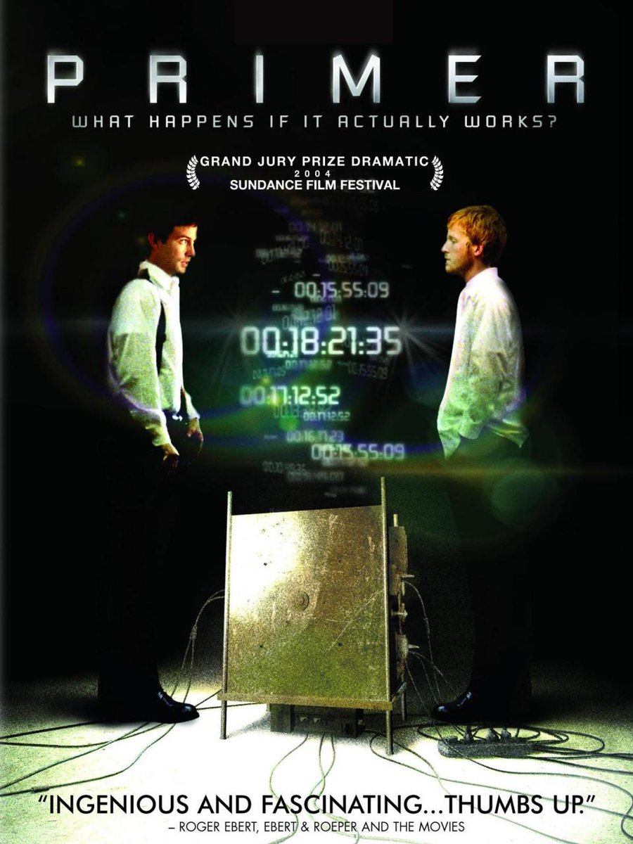enbocacinefago's tweet photo. En cine, creo que #Primer (2004) es lo más loco en cuanto a guiones retorcidos y complejos que he visto. 

Los protagonistas, Abe y Aaron, crean accidentalmente un campo gravitatorio que permite que los objetos (y luego personas) se muevan en un bucle temporal dentro de una caja.

La trama se complica porque los personajes empiezan a usar máquinas dentro de otras máquinas (cajas "fail-safe" o de seguridad) para intentar corregir errores de sus versiones pasadas, creando múltiples copias de sí mismos.

"Primer" costó 7.000 dólares.