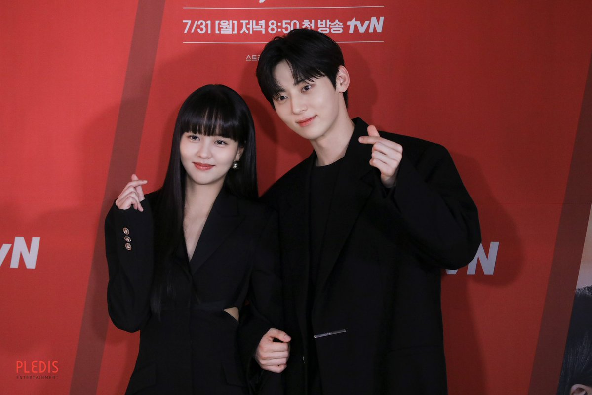Shahd02492402's tweet photo. I'm so excited for this couple ๐ see you soon
#KimSoHyun #HWANGMINHYUN #MyLovelyLiar #Moksolhee https://t.co/imoCeQoCQx