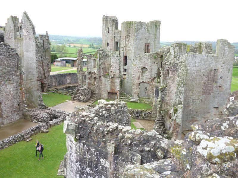 NZAllison's tweet photo. #RaglanCastle, Wales. https://t.co/USFfbgdZU6