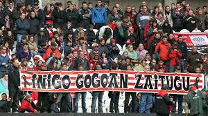 borregazo11's tweet photo. Como no vas a alegrarte por esta gente....
Zorionak gudaris! @RayoVallecano https://t.co/gE14oT296v