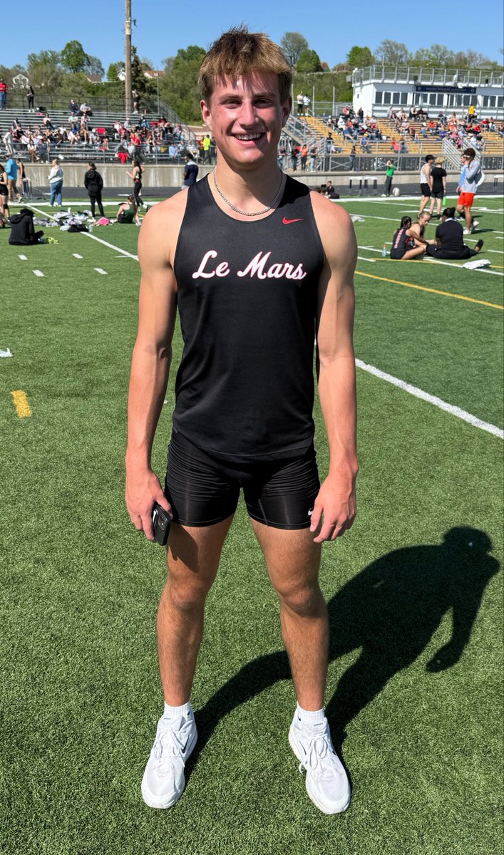 LeMarsCommTrack's tweet photo. Andrew Grant is your MRAC Champion in the 400M Dash with a time of 51.38. https://t.co/H64MLH3DHv
